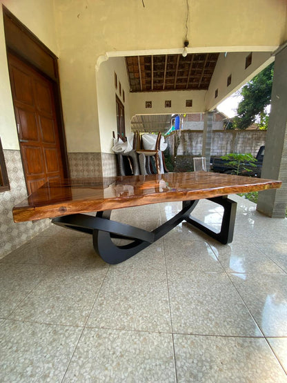 Elegant rustic-modern dining table made from premium Suarwood and resin